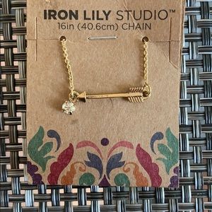 Sweet little arrow necklace
